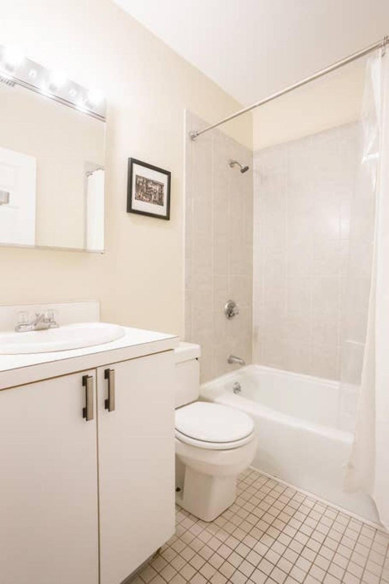 Perfect North End 2br 2ba Laundry Boston